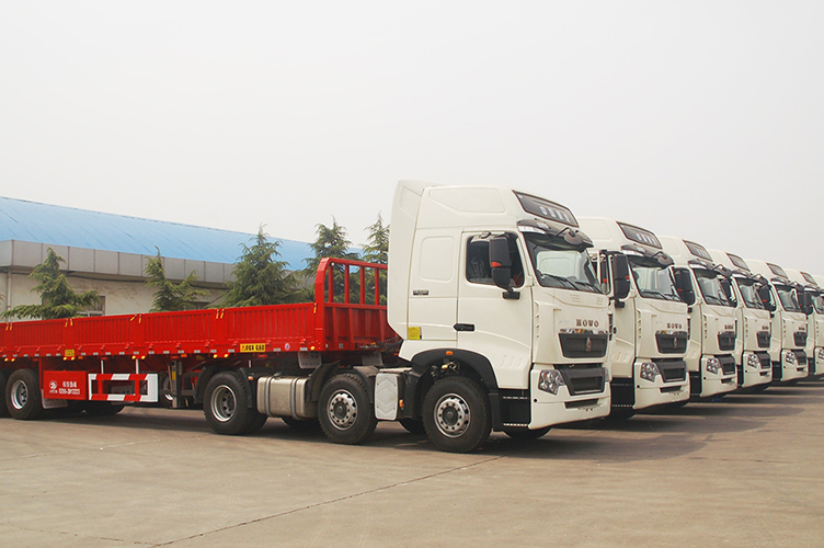 Delivery ceremony of the second batch of 30 semi-trailers of FAS